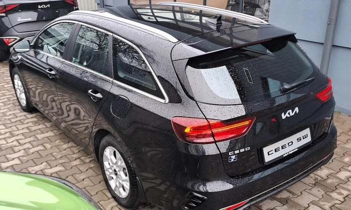 Kia Ceed cena 106500 przebieg: 7000, rok produkcji 2023 z Gniew małe 121